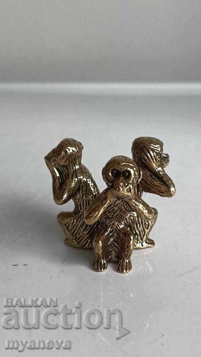 "Трите мъдри маймуни"( 4 см ), бронзова миниатюра и касичка с цена € 15.00 | 29.34 лв. "Трите мъдри маймуни"( 4 см ), бронзова миниатюра и касичка с цена € 15.00 | 29.34 лв.