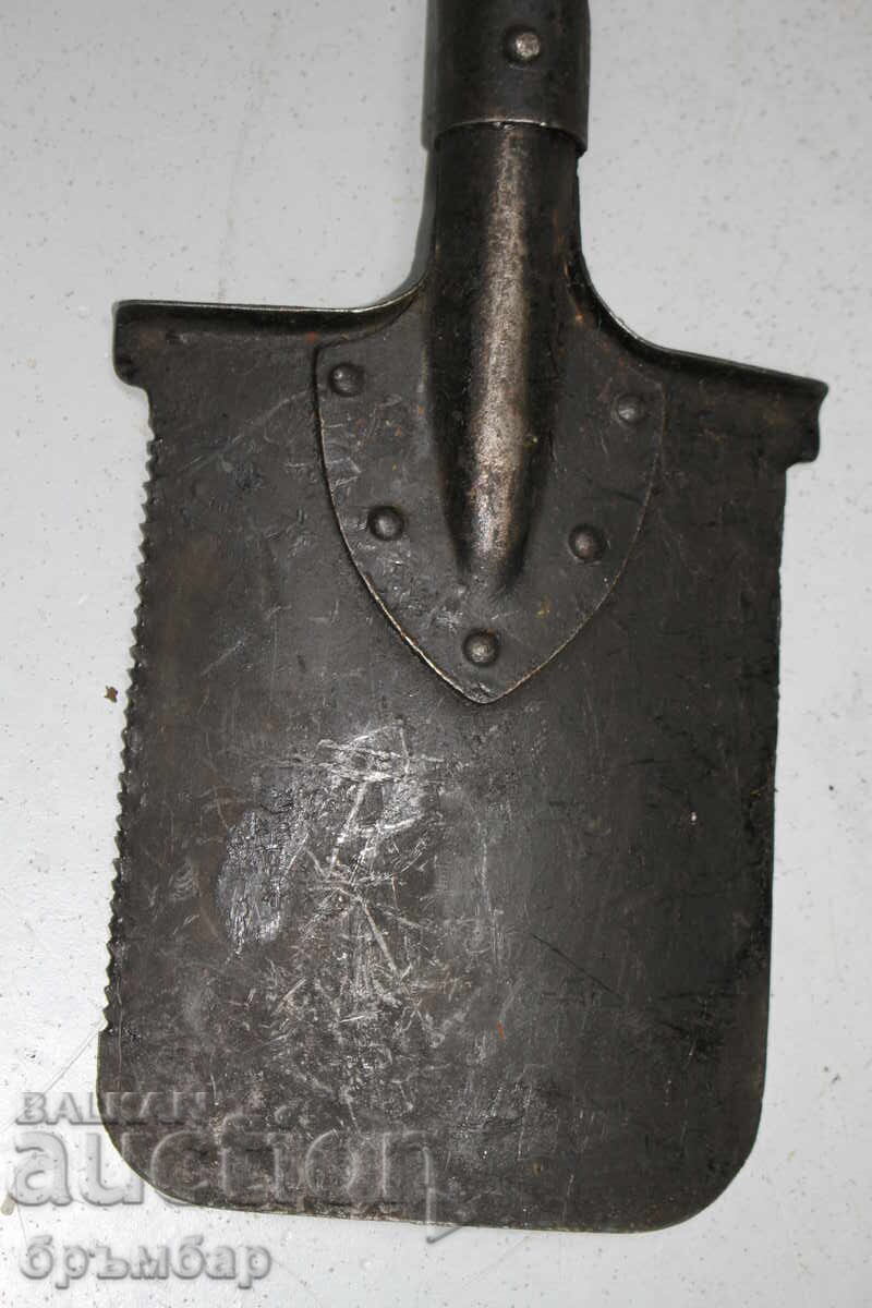 Lopata voenna ot Pŭrvata Svetovna voĭna s trion - 6