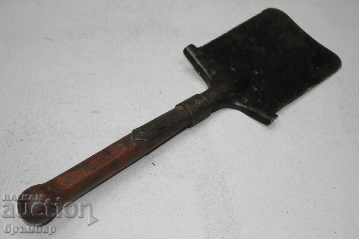 Lopata voenna ot Pŭrvata Svetovna voĭna s trion - 7