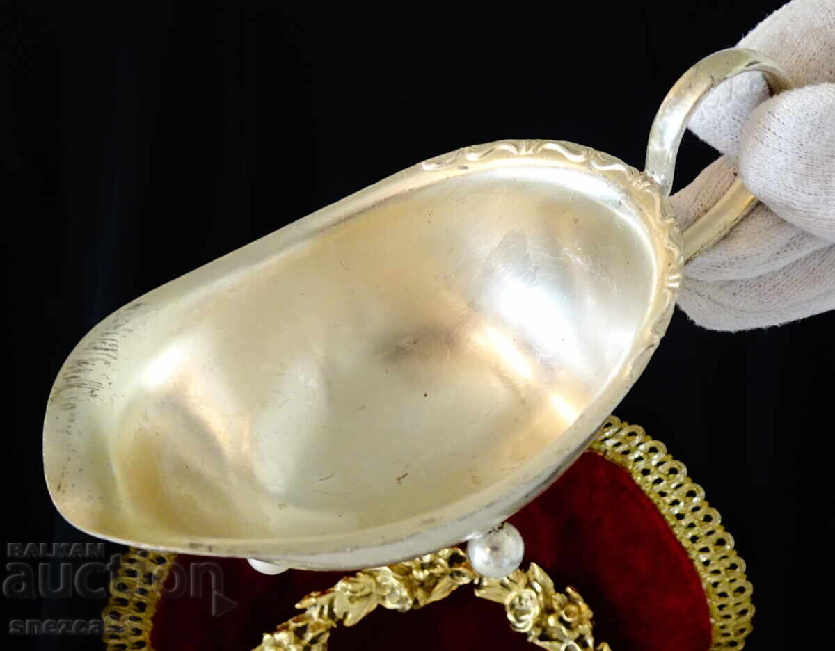 Ασημένια σαλτσιέρα, κανάτα 160 ml Ασημένια σαλτσιέρα, κανάτα 160 ml