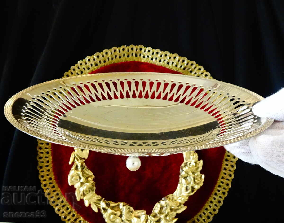 Silver-plated fruit bowl, candy dish, relief, openwork Silver-plated fruit bowl, candy dish, relief, openwork