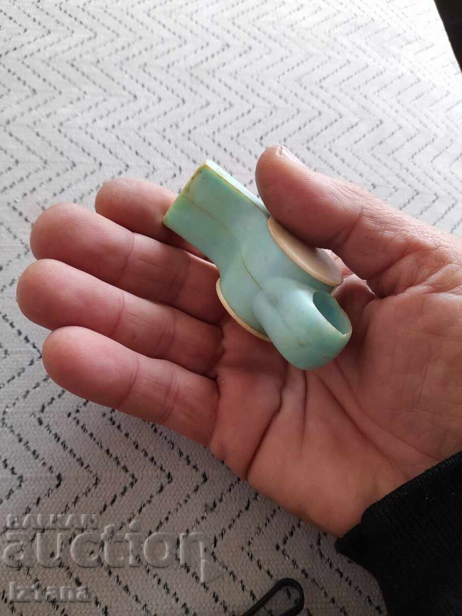 Delivery of An old children's whistle