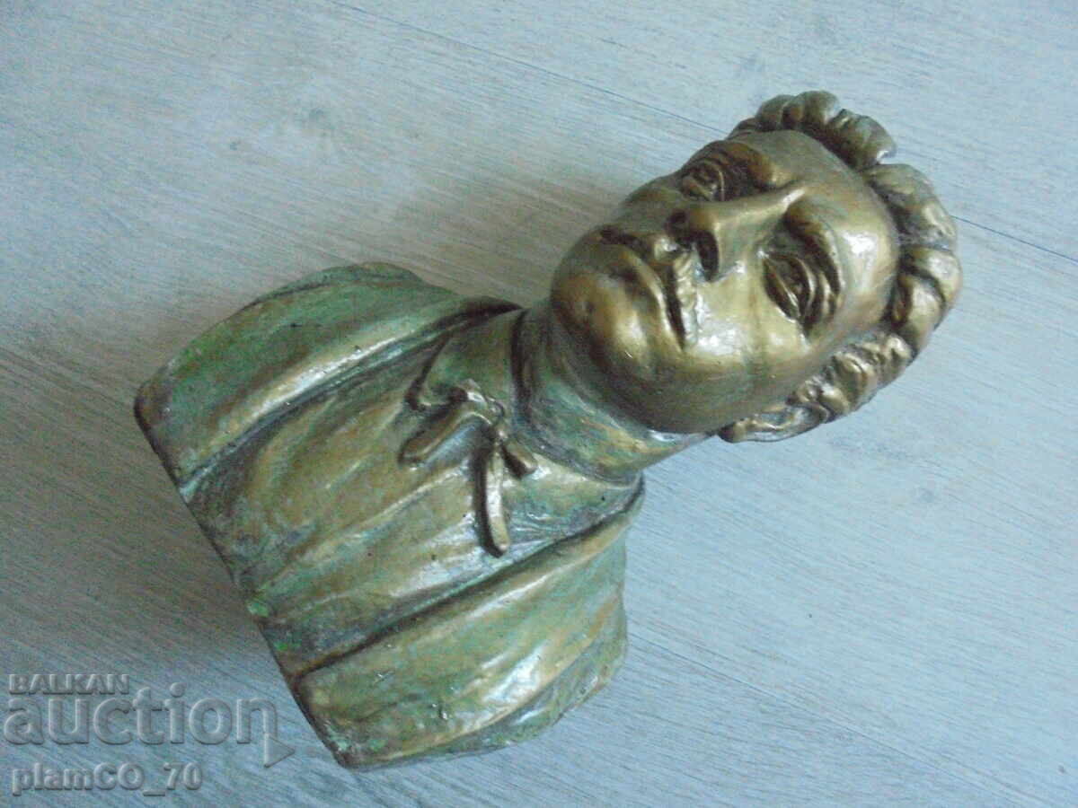 №8424 Figurină / bust Vasil Levski cu preț € 34.90 | 68.26 BGN
