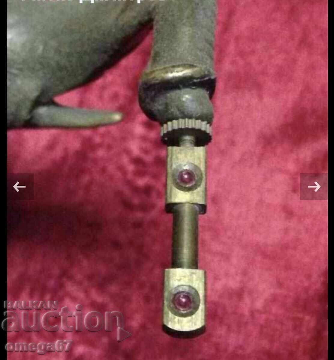 Παράδοση Κουνιστό ρολόι-αγαλματάκι!!! Παράδοση Κουνιστό ρολόι-αγαλματάκι!!!