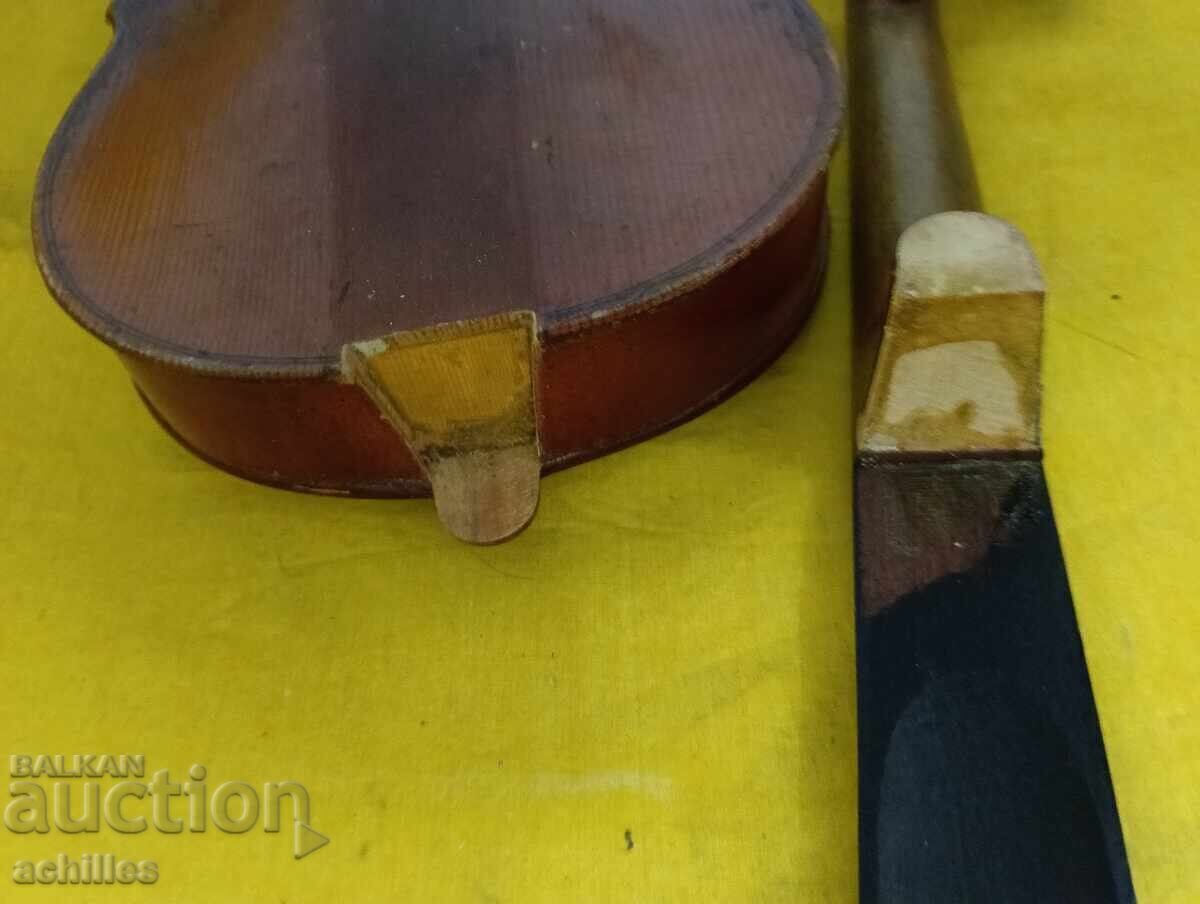 Παλιό βιολί για επισκευή με τιμή € 26.00 | 50.85 BGN
