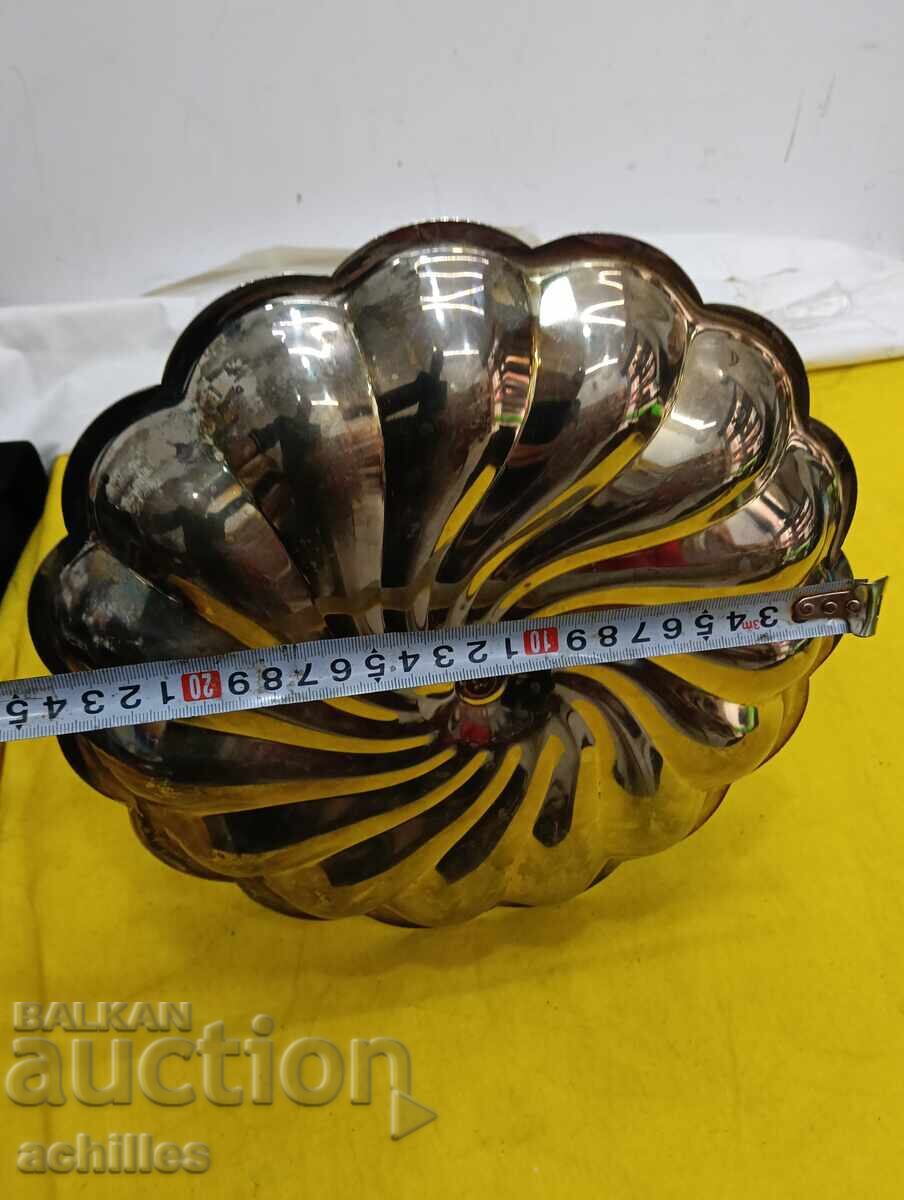 Аукцион Посребрена фруктиера Аукцион Посребрена фруктиера