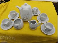 Български порцеланов сервиз