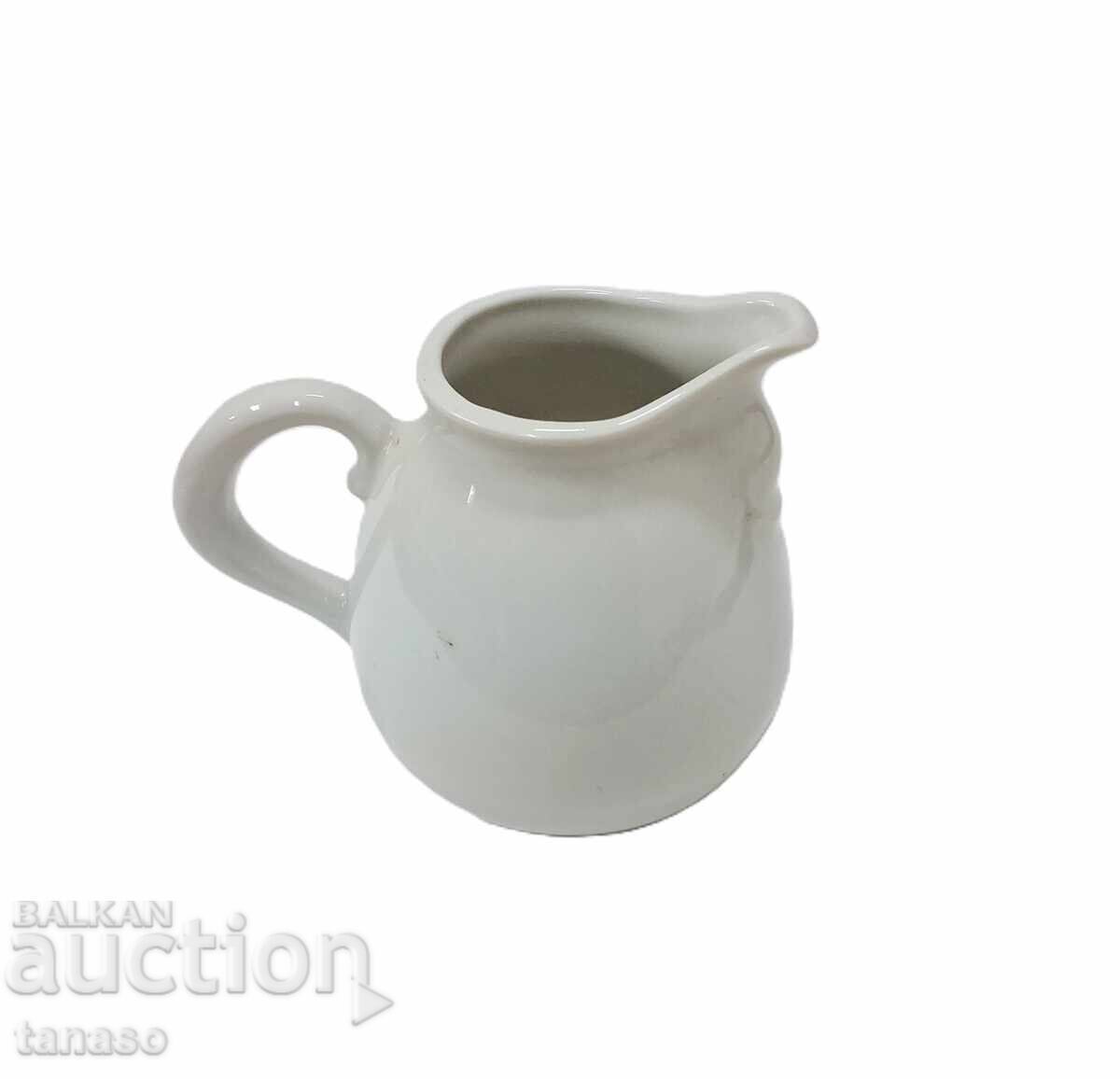 Cănă mică din porțelan alb pentru lapte sau smântână - 5 Cănă mică din porțelan alb pentru lapte sau smântână - 5