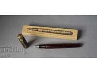 Лидер Стара бакелитена писалка с кутия капачка с калинка