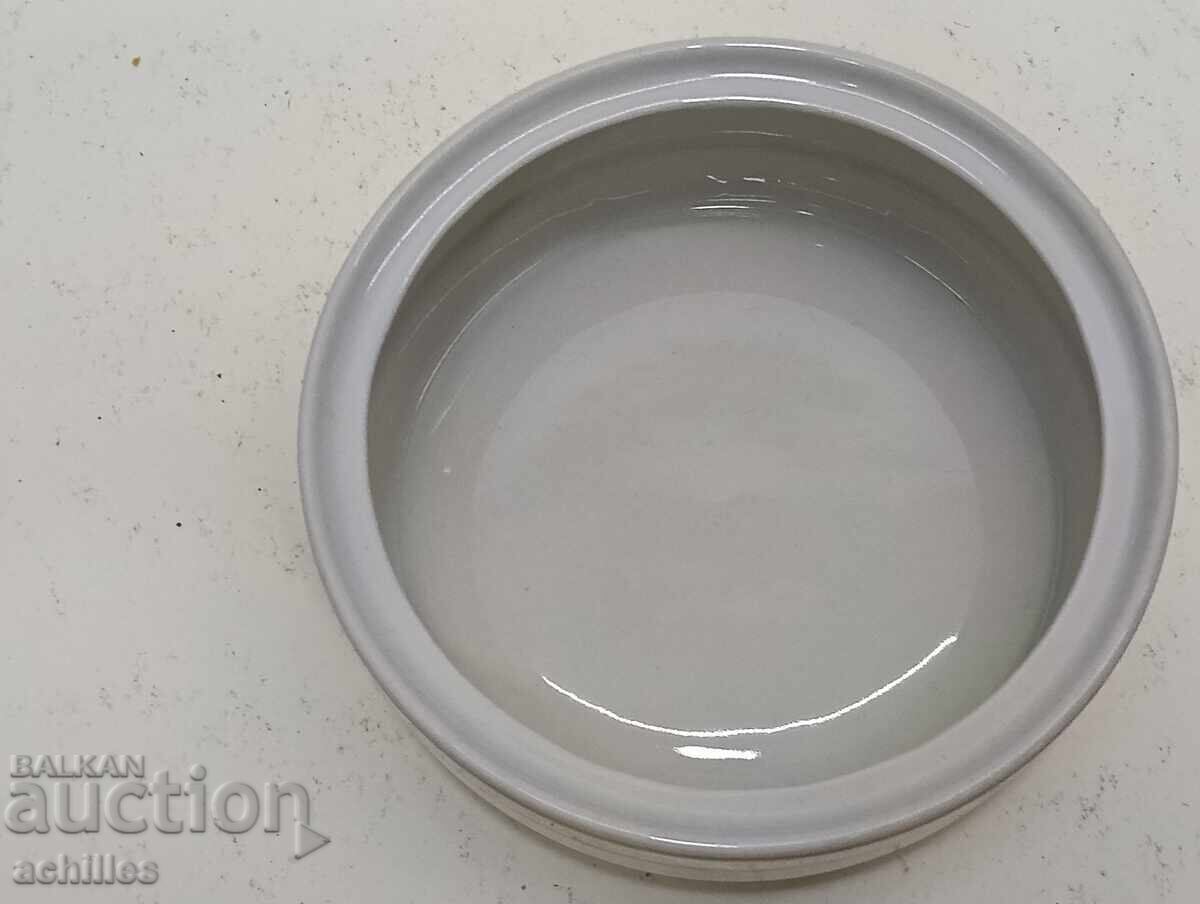 Cutie de porțelan bulgărească cu preț € 6.00 | 11.74 BGN
