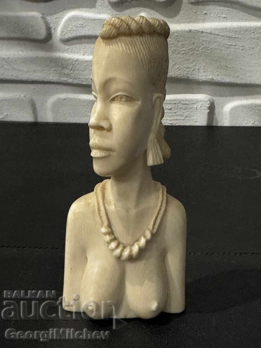 Elegant ivory statuette