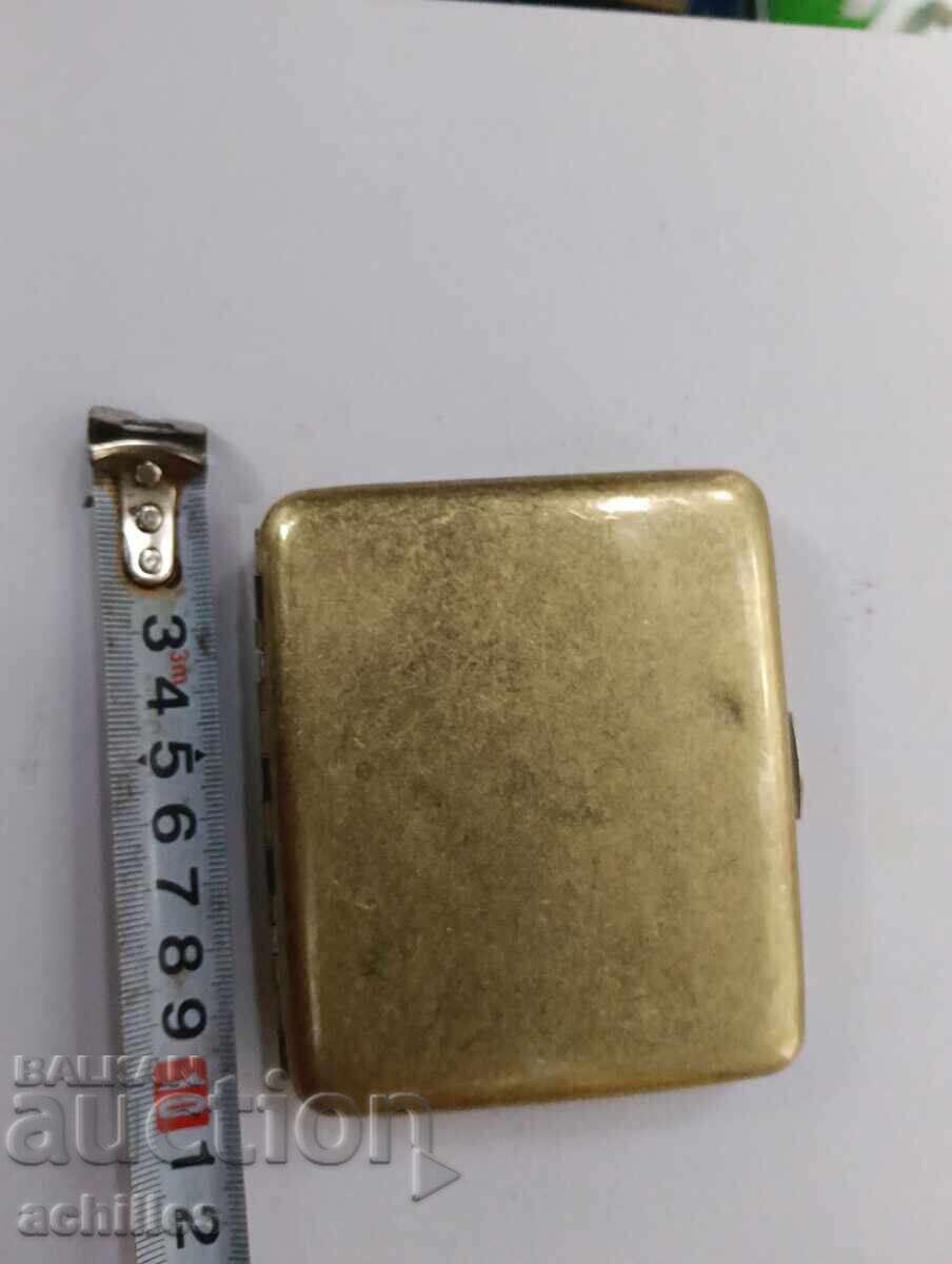 Δημοπρασία Γερμανικό ταμπακιέρα με σβάστικα