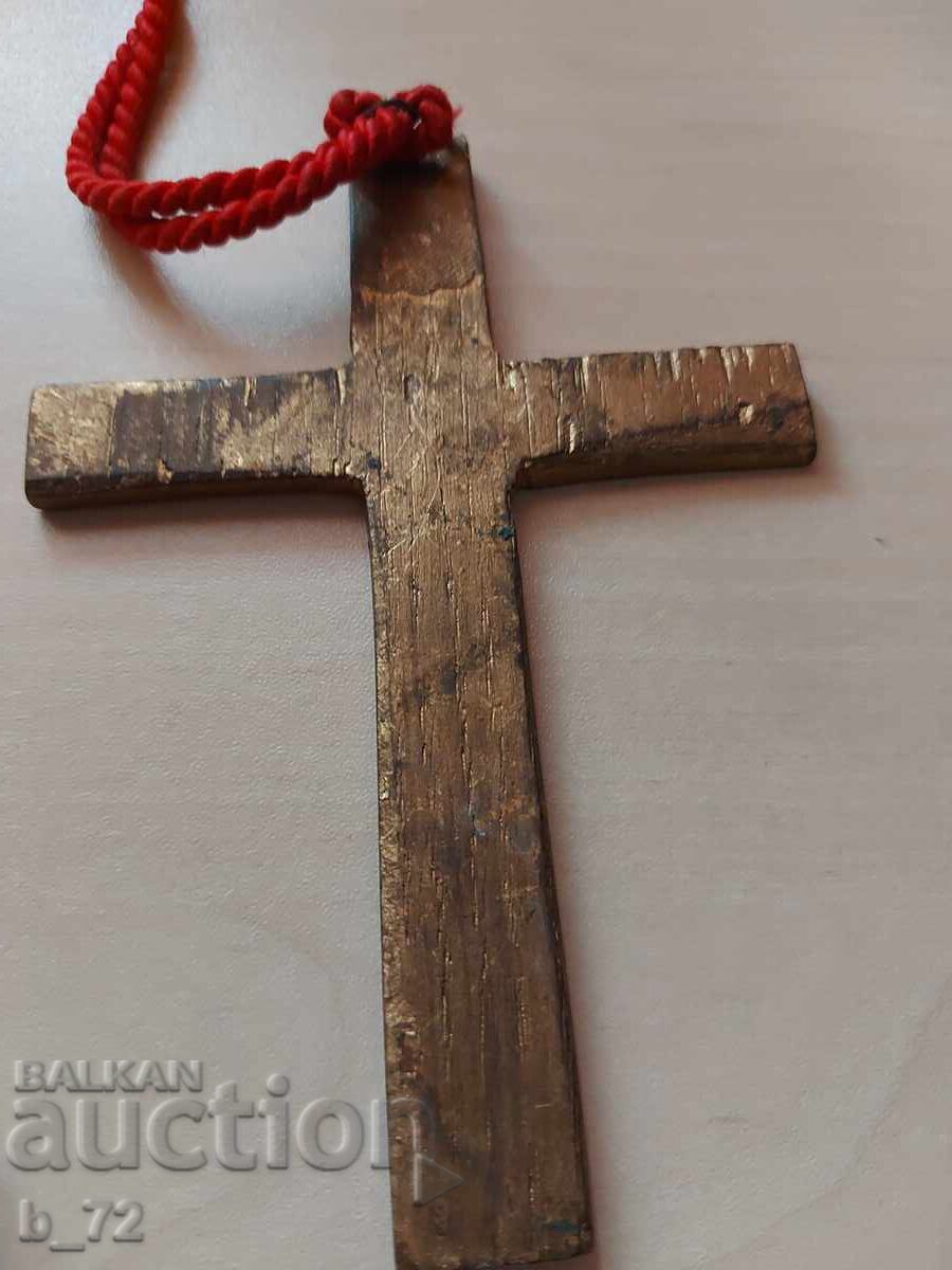 Аукцион Дървен кръст, медальон