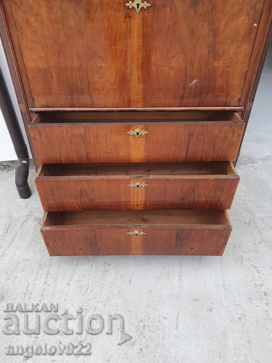 Доставка на Красиво винтидж писалище масив!!!