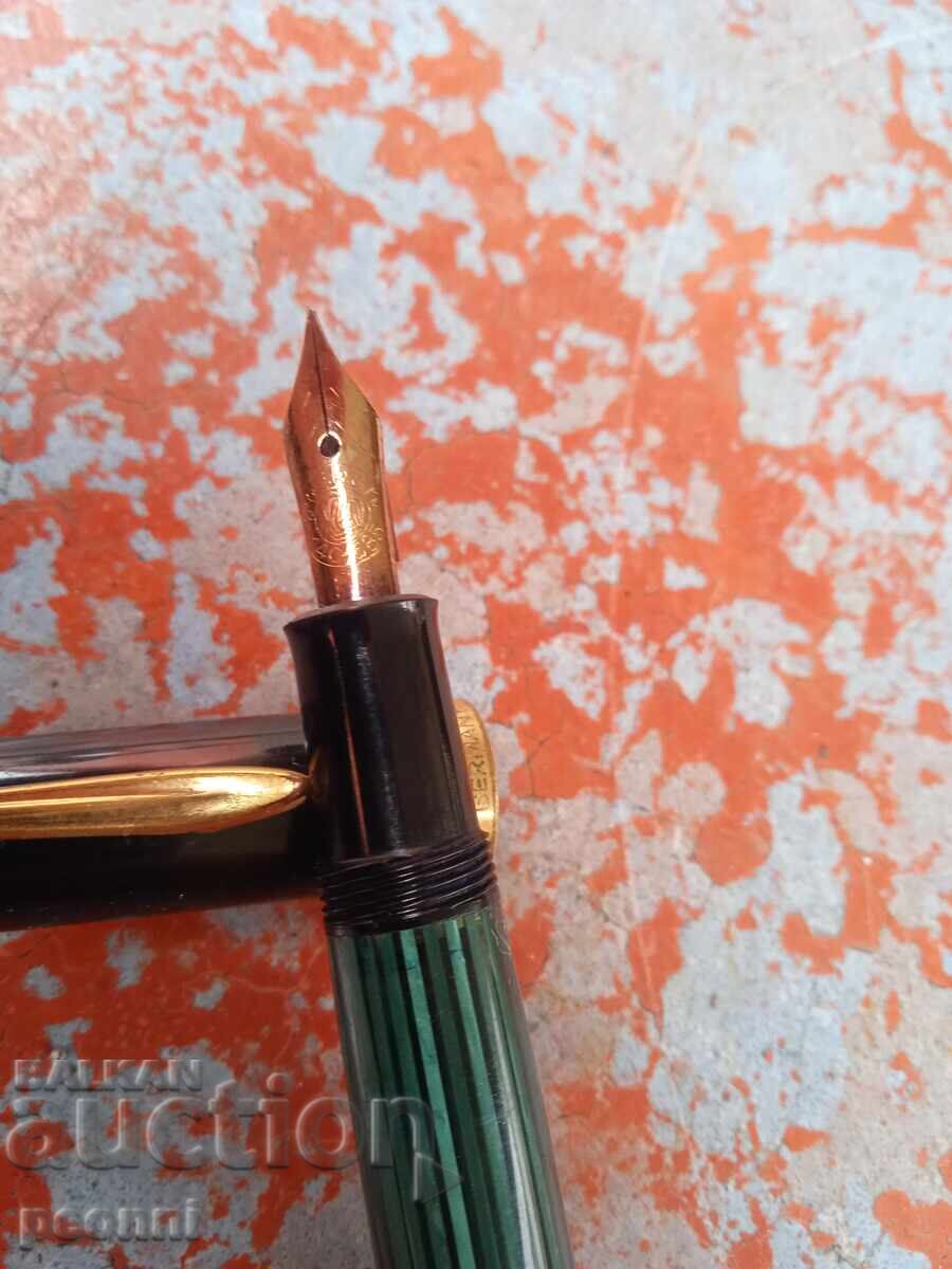 Στυλό Pelikan140 με χρυσή μύτη με τιμή € 100.00 | 195.58 BGN