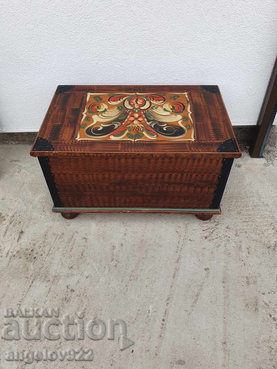 Αντίκα ξύλινο σεντούκι μασίφ χειροποίητο ζωγραφισμένο από το 1957 - 6