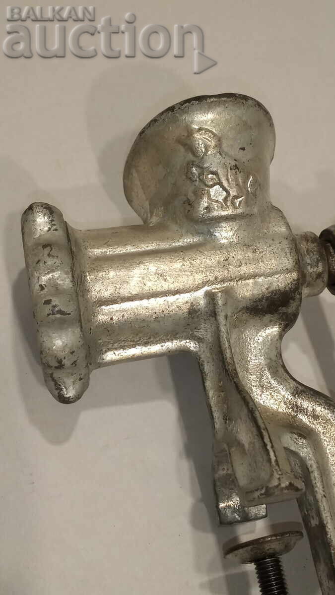 Μεταλλική Μηχανή Κιμά με τιμή € 8.00 | 15.65 BGN