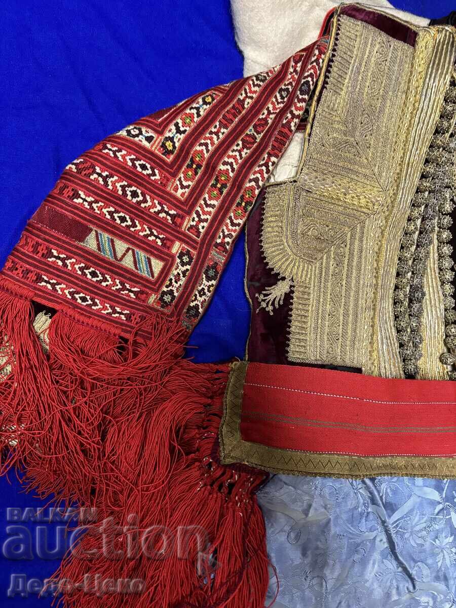 Мияшка носия от село Галичник - 7 Мияшка носия от село Галичник - 7