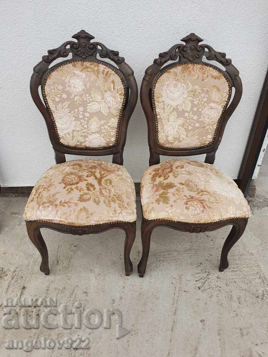 Красиви винтидж столове масив!!!