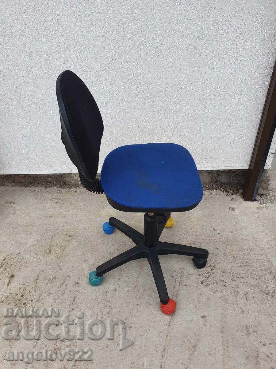 Δημοπρασία Γραφείο καρέκλα!!!