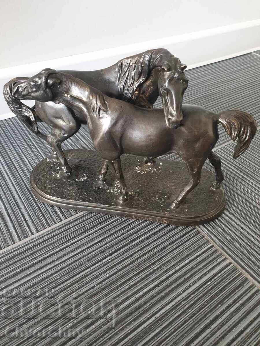 30cm-4kg Mene statuette-composition/figure with two horses 30cm-4kg Mene statuette-composition/figure with two horses
