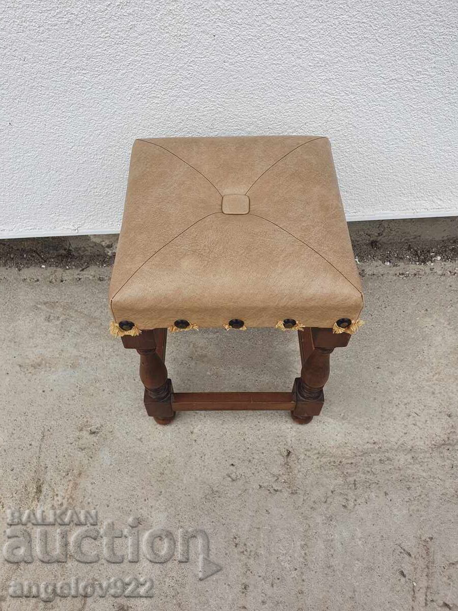 Taburet vintage frumos, masiv!!! - 5 Taburet vintage frumos, masiv!!! - 5