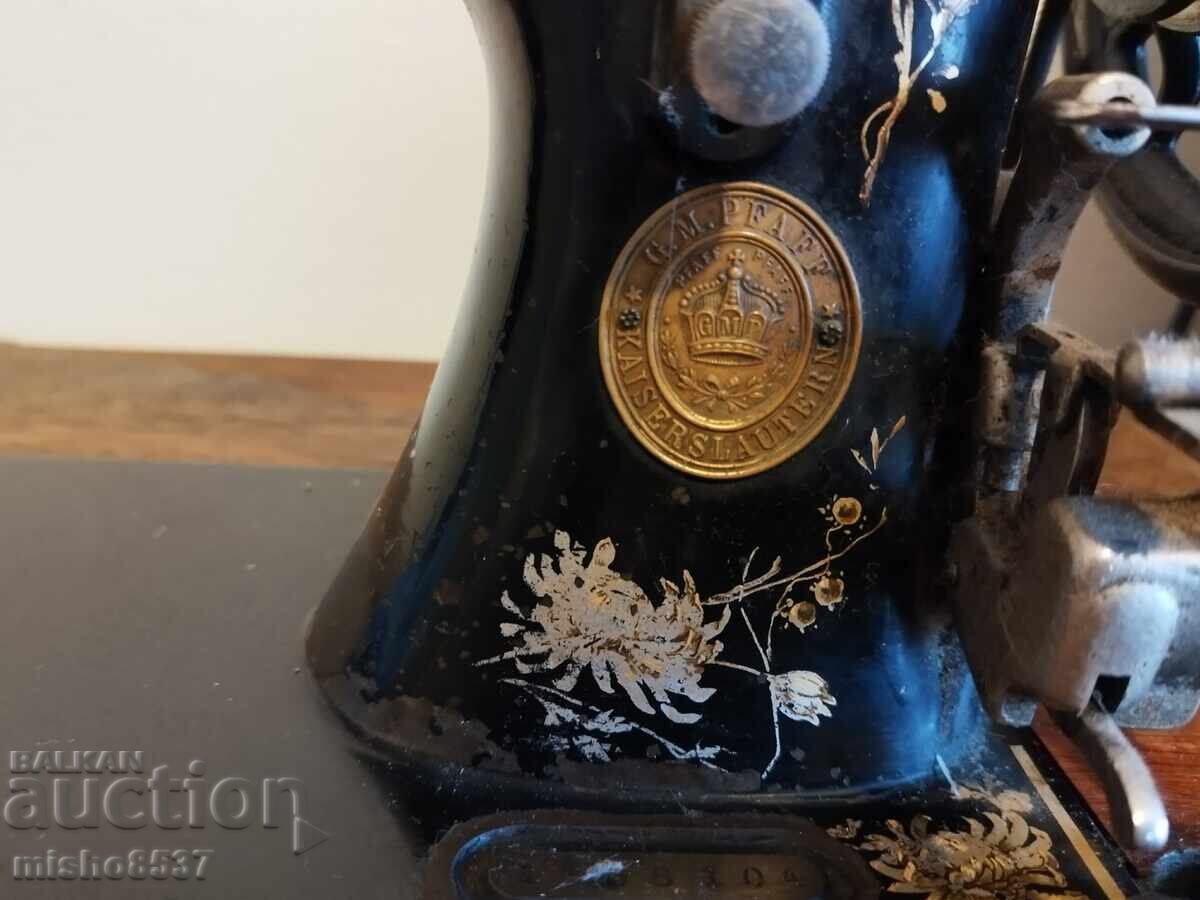 Auction  Antique PFAFF sewing machine with original table - working