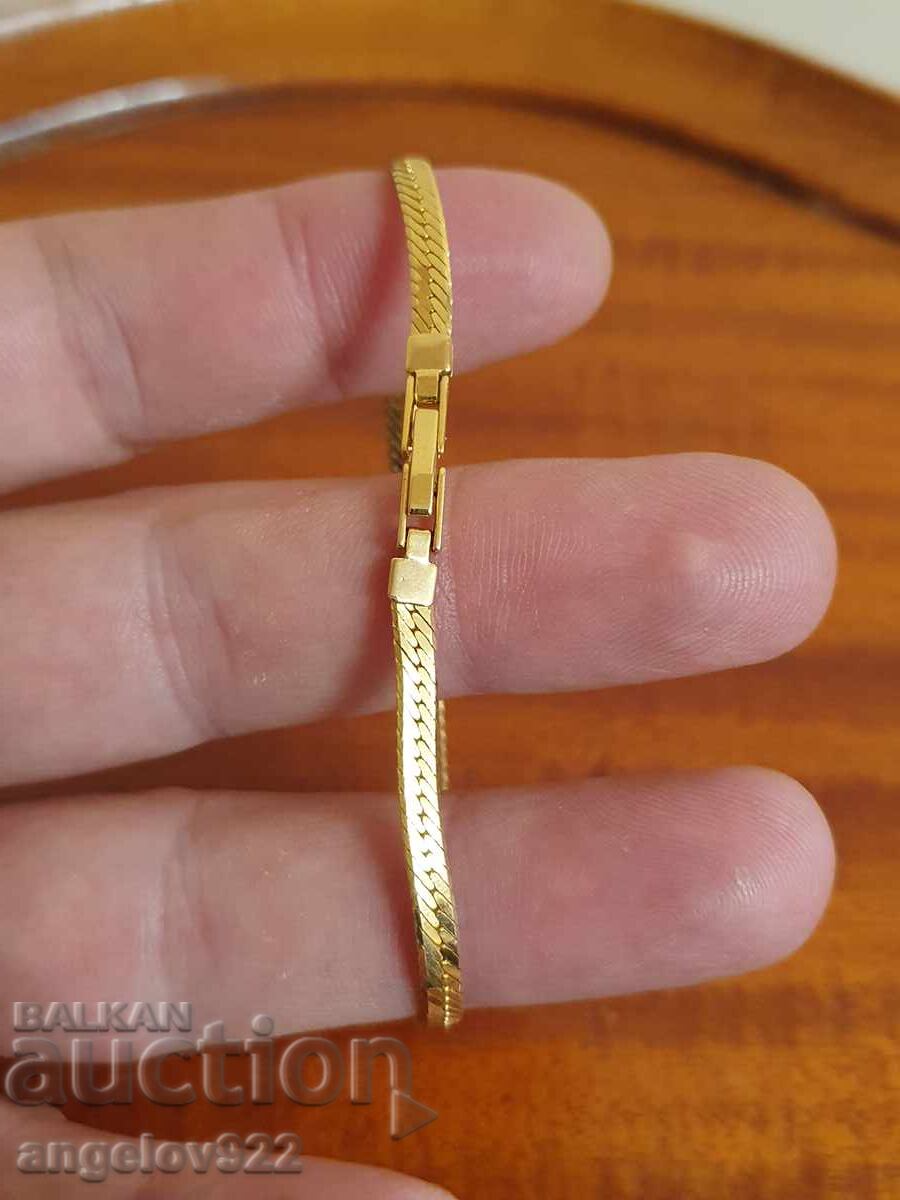 Доставка на Красива гривна!!!