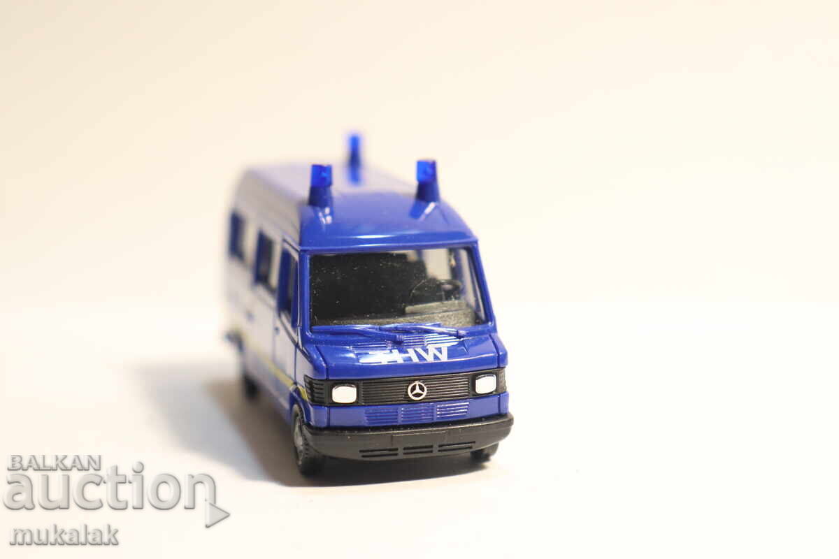 Доставка на HERPA  H0 1/87  MERCEDES BENZ 207   КОЛИЧКА   КАМИОН МОДЕЛ