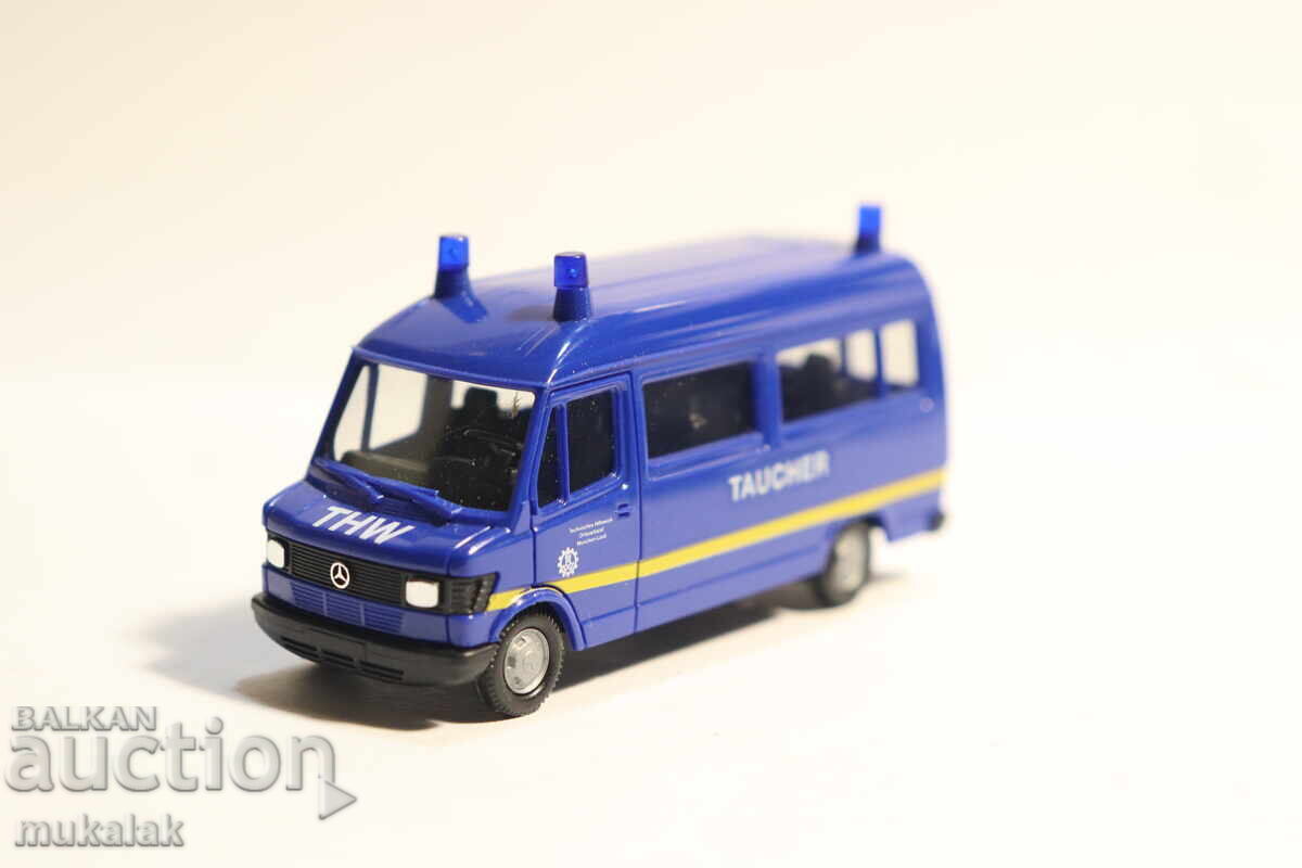 HERPA  H0 1/87  MERCEDES BENZ 207   КОЛИЧКА   КАМИОН МОДЕЛ - 6