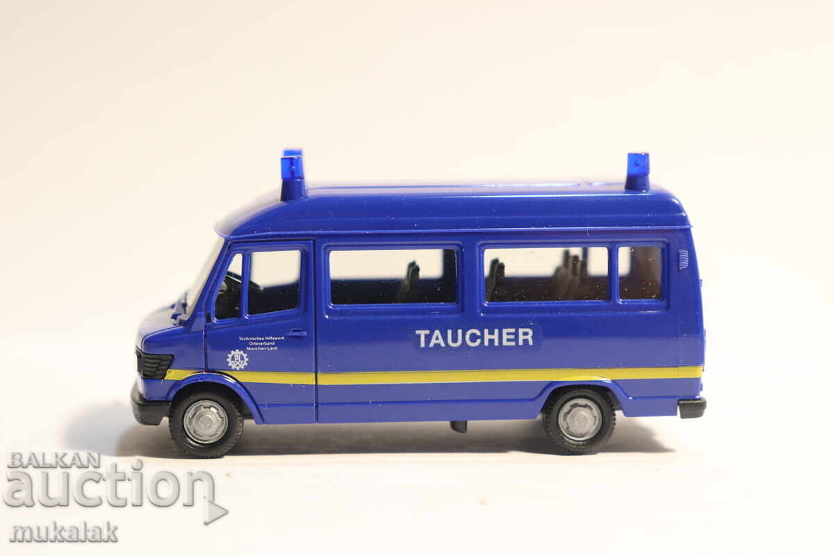 HERPA  H0 1/87  MERCEDES BENZ 207   КОЛИЧКА   КАМИОН МОДЕЛ