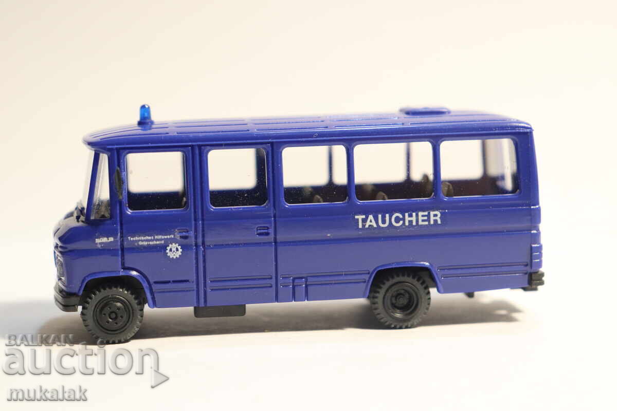 BREKINA H0 1/87 MERCEDES BENZ 508 CAMIONETĂ MODEL