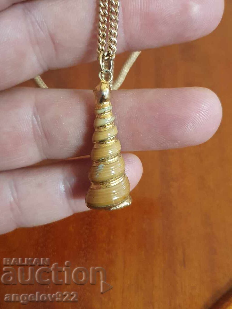 Красив гердан!!! с цена € 0.01 | 0.02 лв.