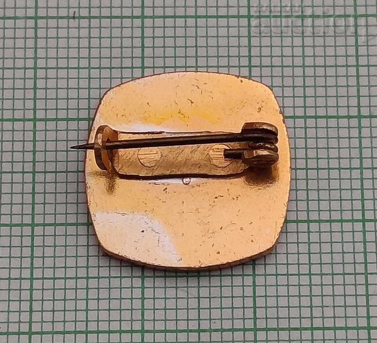 INSIGNĂ TURIST JUNIOR II GRAD CEHOSLOVACIA cu preț € 1.00 | 1.96 BGN INSIGNĂ TURIST JUNIOR II GRAD CEHOSLOVACIA cu preț € 1.00 | 1.96 BGN