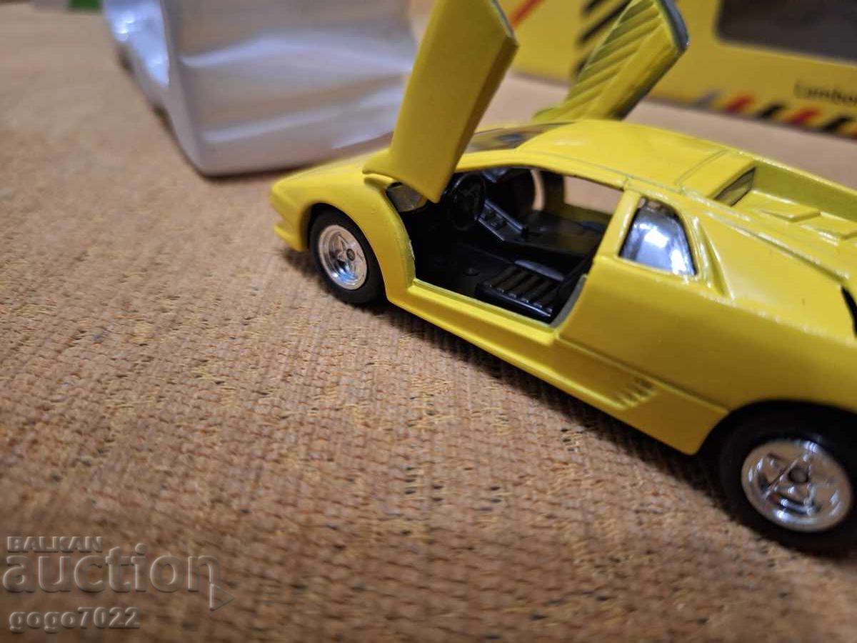 LAMBORGHINI DIABLO 1/40 - 6 LAMBORGHINI DIABLO 1/40 - 6