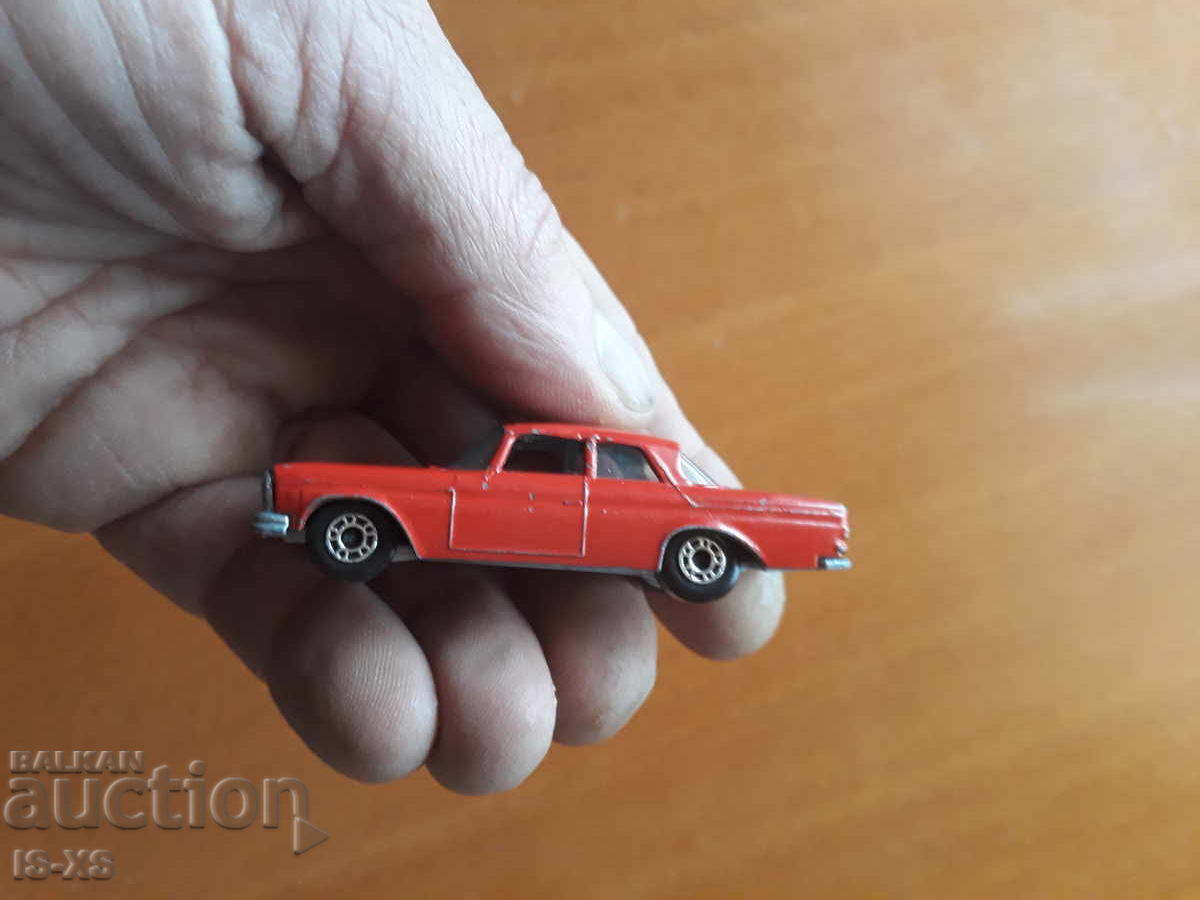 BG MACHBOX  MERCEDES 300SE - 5