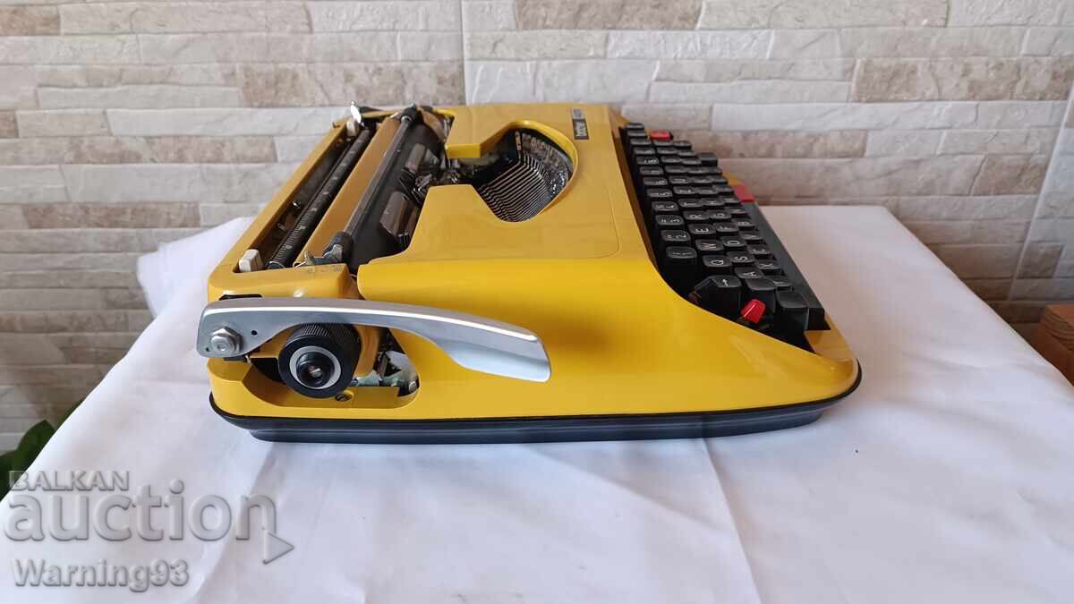 Δημοπρασία Παλιά γραφομηχανή Brother 440TR - Japan - 1971 god