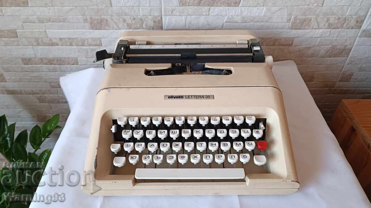Παλιά γραφομηχανή Olivetti Lettera 35 - Spain - 1980" έτος
