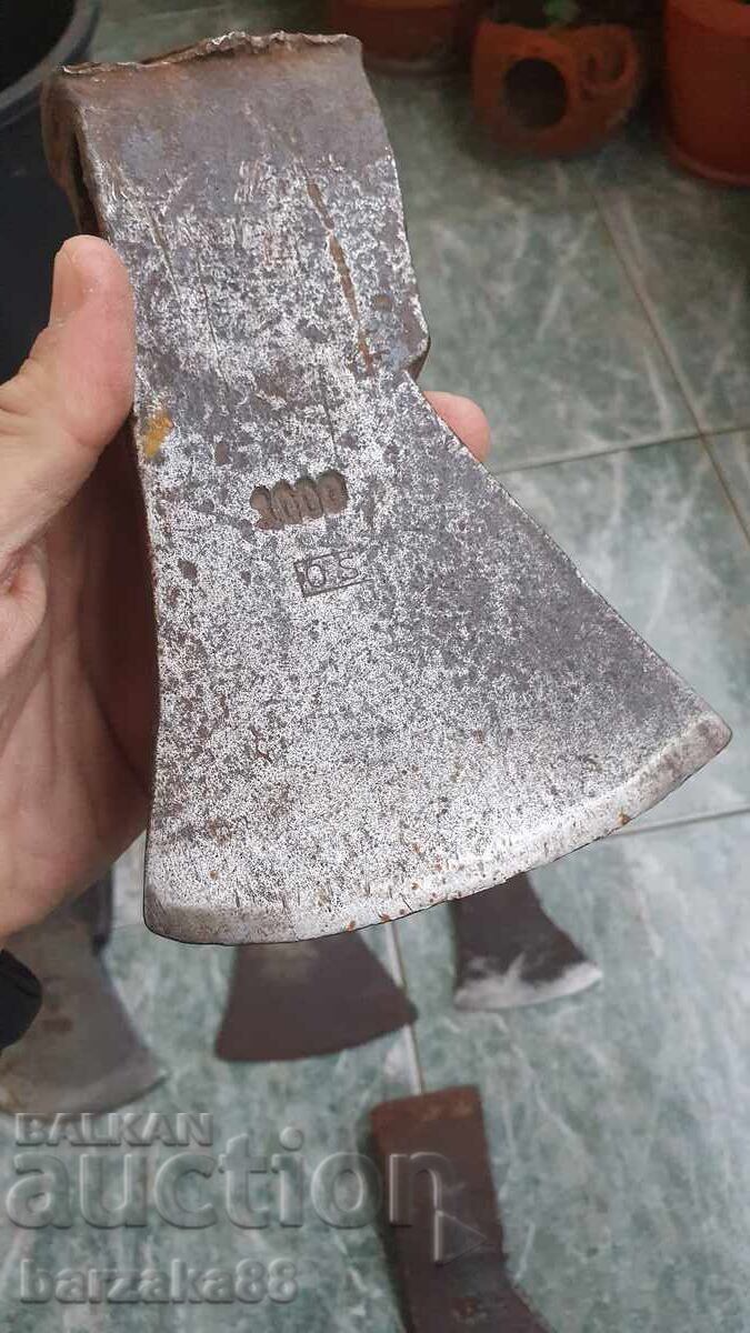 Стара  Брадва  Топор 5 броя с цена € 70.00 | 136.91 лв.