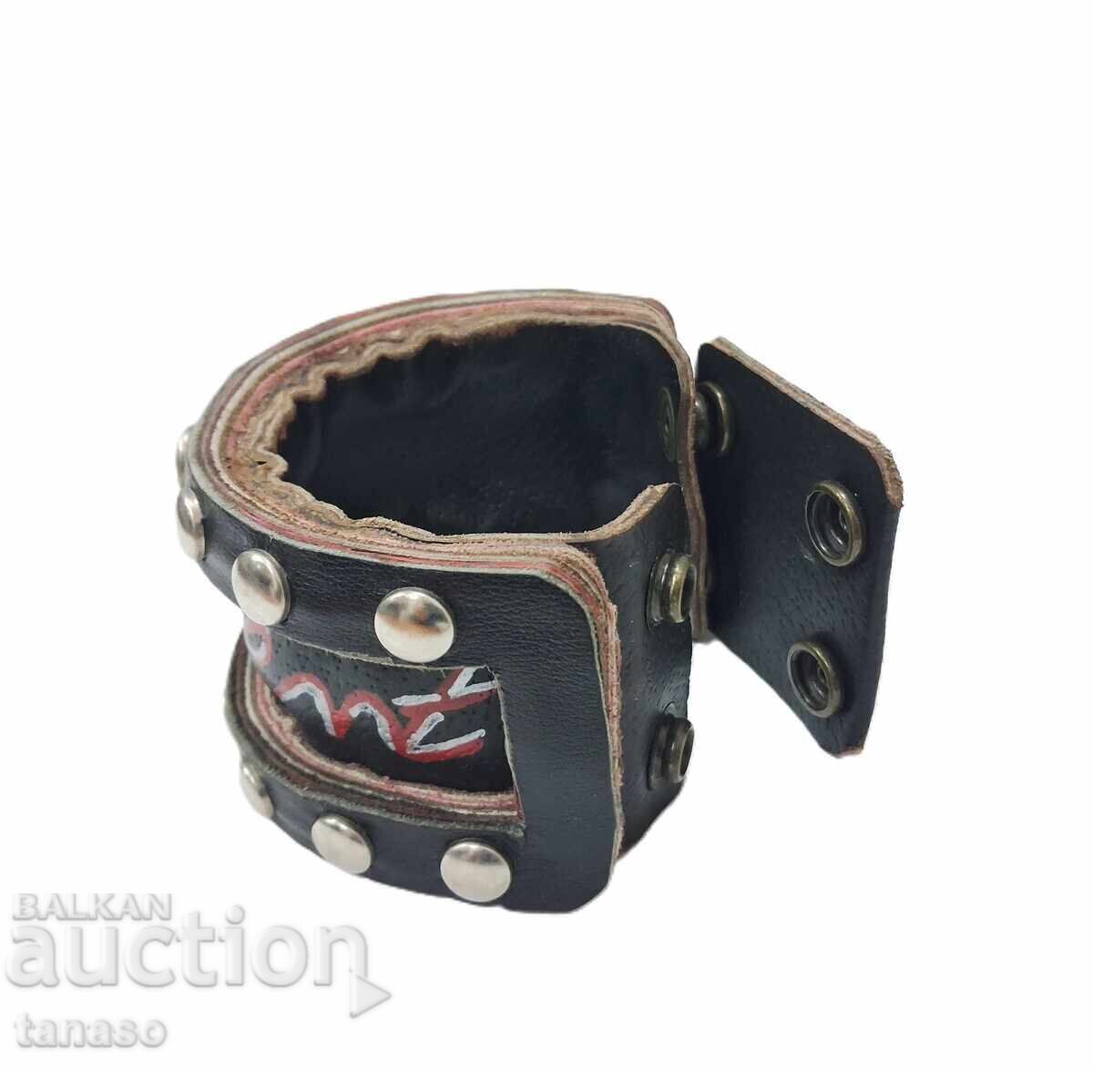 Тъмно Кафяв Кожен Маншет в Пънк/Рок Стил, Гривна с Капси Тъмно Кафяв Кожен Маншет в Пънк/Рок Стил, Гривна с Капси