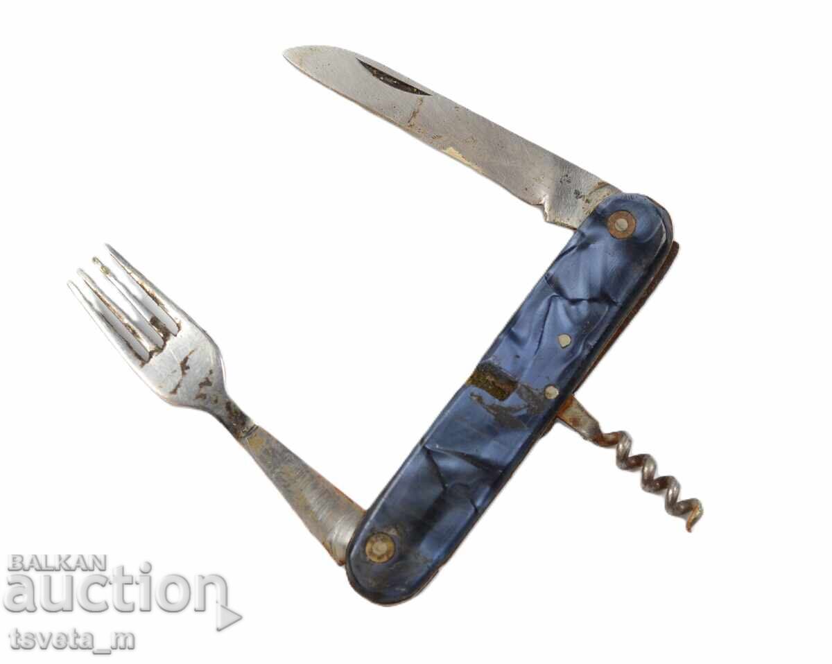 Παράδοση Μαχαίρι τσέπης με 3 εργαλεία