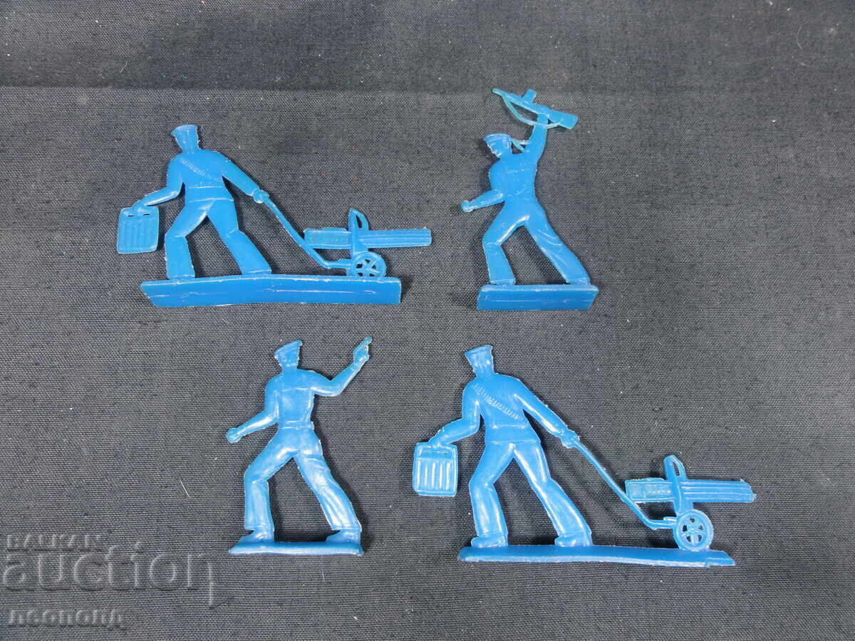 4 ΠΑΛΙΑ ΡΕΤΡΟ ΣΟΣΙΑΛΙΣΤΙΚΑ ΕΣΣΔ ΠΛΑΣΤΙΚΑ ΦΙΓΟΥΡΑΚΙΑ ΣΤΡΑΤΙΩΤΕΣ ΝΑΥΤΕΣ με τιμή € 10.00 | 19.56 BGN 4 ΠΑΛΙΑ ΡΕΤΡΟ ΣΟΣΙΑΛΙΣΤΙΚΑ ΕΣΣΔ ΠΛΑΣΤΙΚΑ ΦΙΓΟΥΡΑΚΙΑ ΣΤΡΑΤΙΩΤΕΣ ΝΑΥΤΕΣ με τιμή € 10.00 | 19.56 BGN