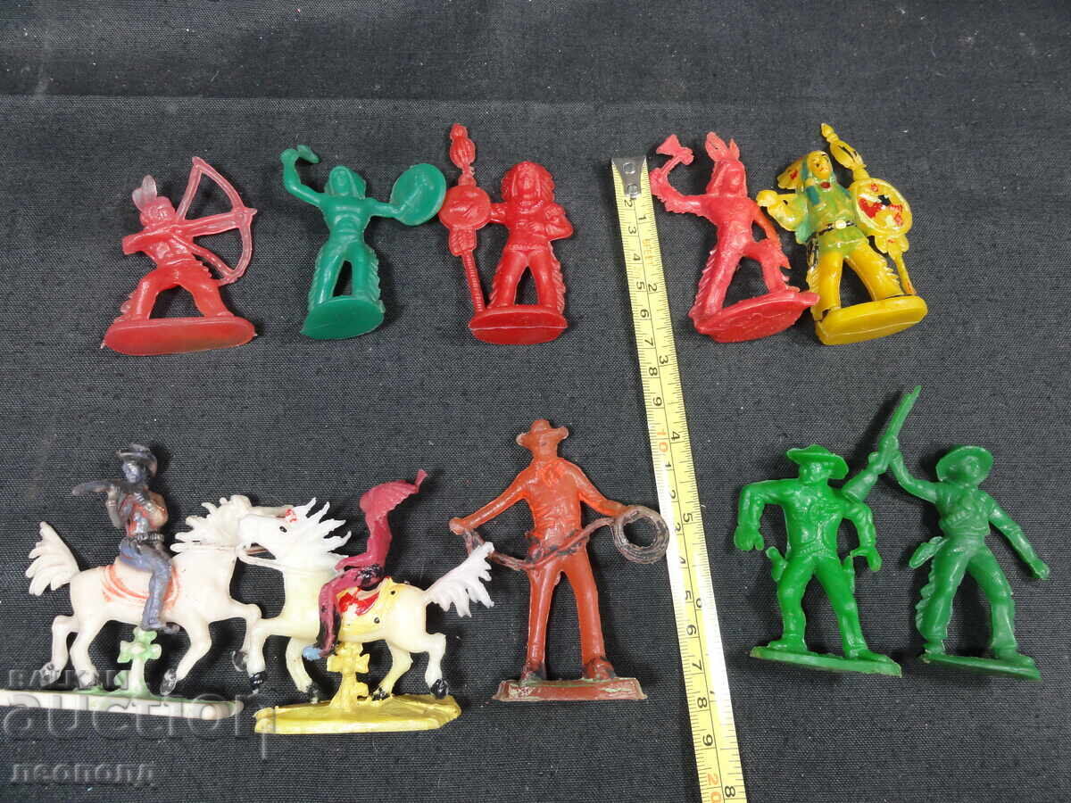 Δημοπρασία 10 ΠΑΛΙΑ ΡΕΤΡΟ ΣΟΣ ΠΛΑΣΤΙΚΑ ΦΙΓΟΥΡΑΚΙΑ ΙΝΔΙΑΝΟΙ ΚΑΟΥΜΠΟΗΔΕΣ