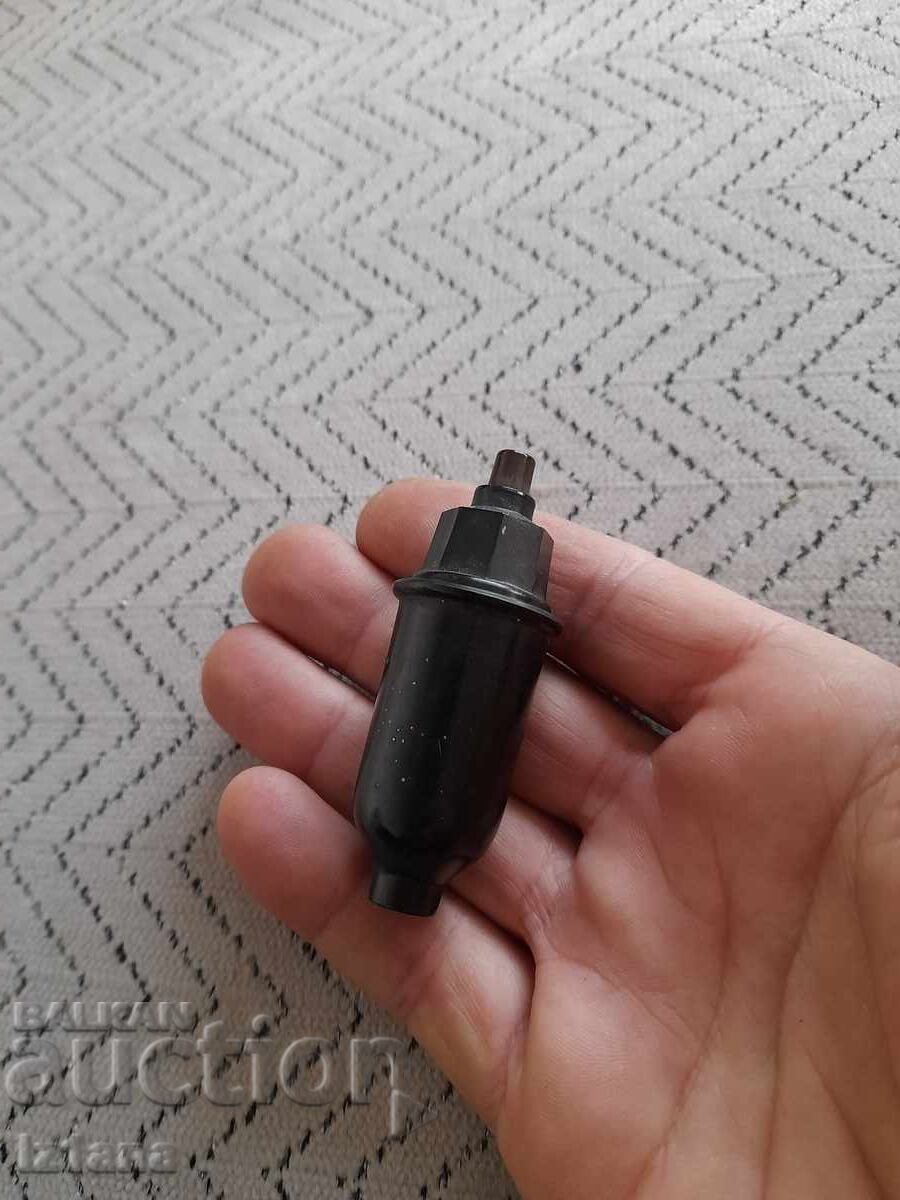 Veche cheie leneșă cu preț € 8.00 | 15.65 BGN