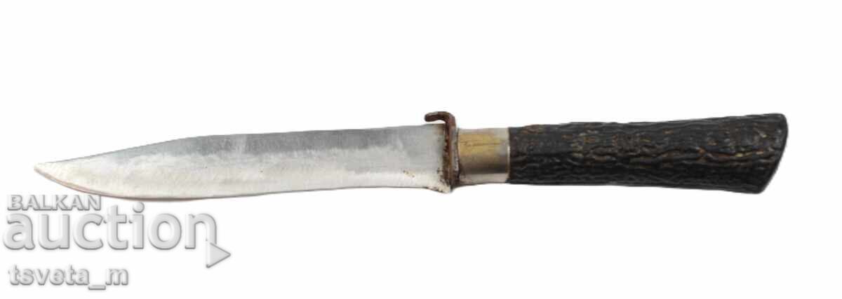 Παλαιό μαχαίρι κυνηγιού με τιμή € 8.00 | 15.65 BGN Παλαιό μαχαίρι κυνηγιού με τιμή € 8.00 | 15.65 BGN