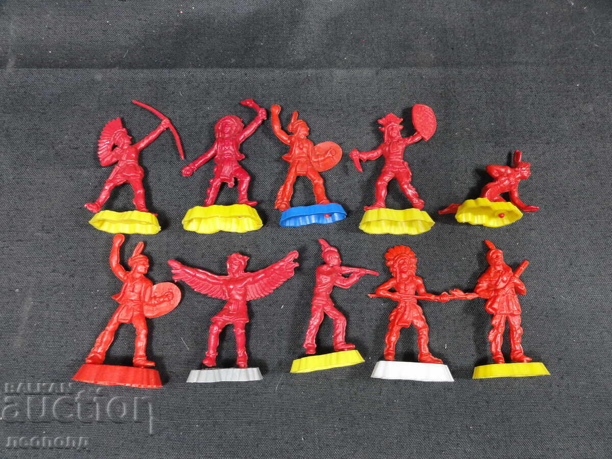 10 ΠΑΛΙΑ ΡΕΤΡΟ ΠΛΑΣΤΙΚΑ ΠΑΙΧΝΙΔΙΑ ΦΙΓΟΥΡΕΣ ΙΝΔΙΑΝΟΙ