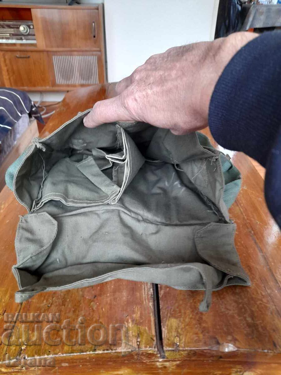 Доставка на Стара торба от противогаз