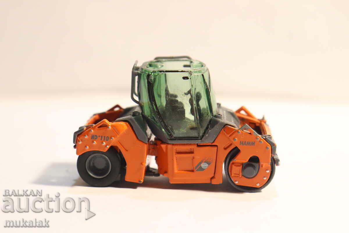 Παράδοση SCHUCO H0 1/87 ΒΑΛΤΟΣ ΑΣΦΑΛΤΟΥ ΜΟΝΤΕΛΟ ΑΥΤΟΚΙΝΗΤΟΥ