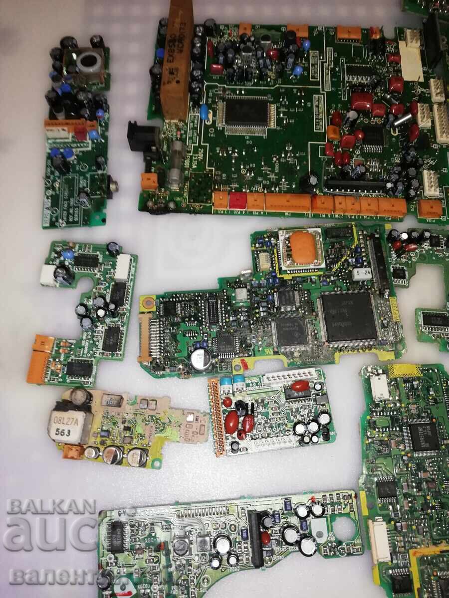 Части платки с цена € 0.01 | 0.02 лв. Части платки с цена € 0.01 | 0.02 лв.