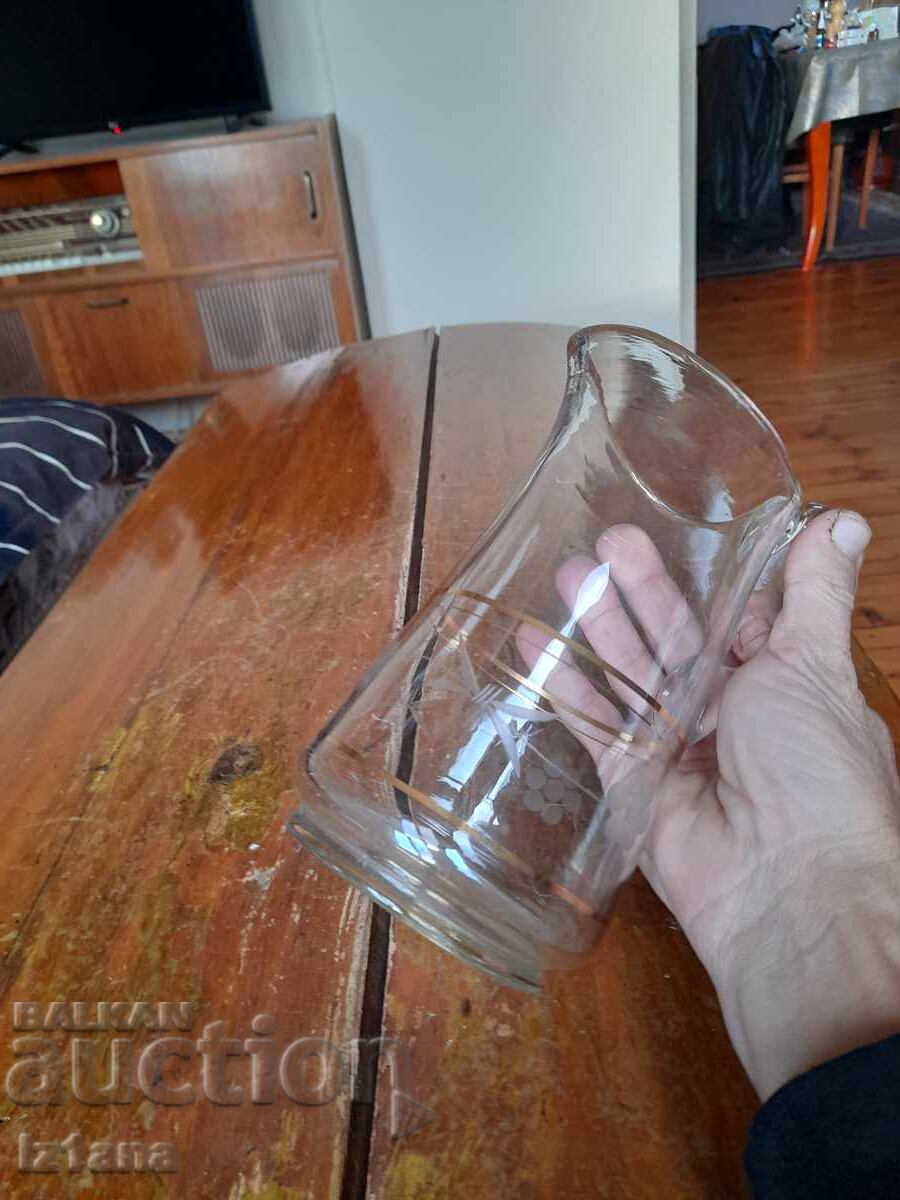 Доставка на Стара стъклена кана,каничка